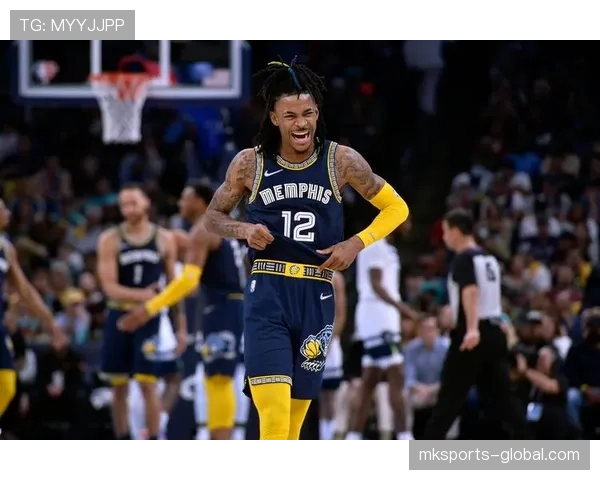 莫兰特突破制造高效得分，提升球队关键回合表现